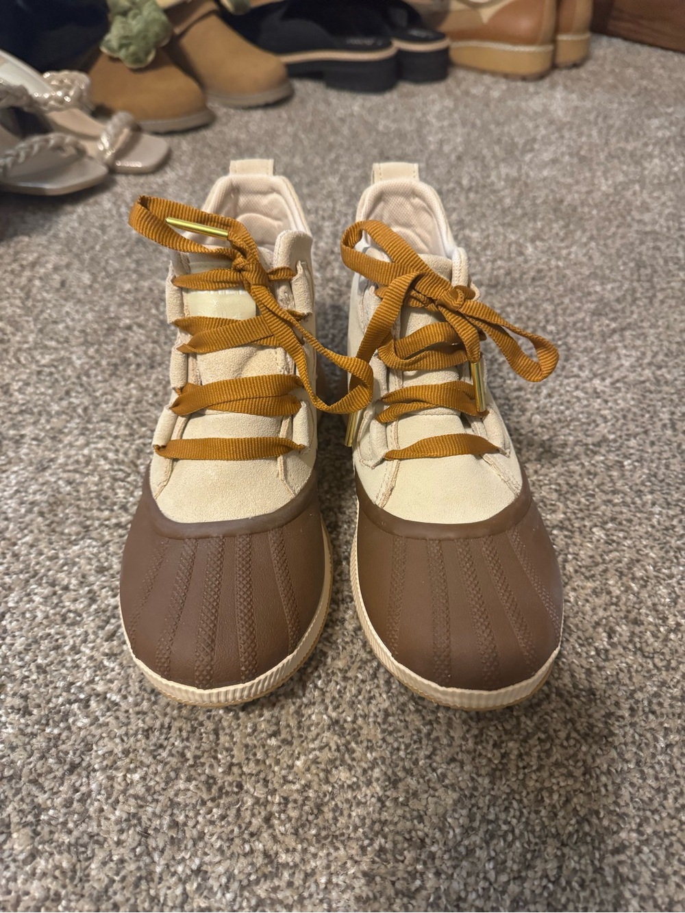 Sorel Duck-Style Lace-Up Ankle Boots in Brown, Cream and Mustard